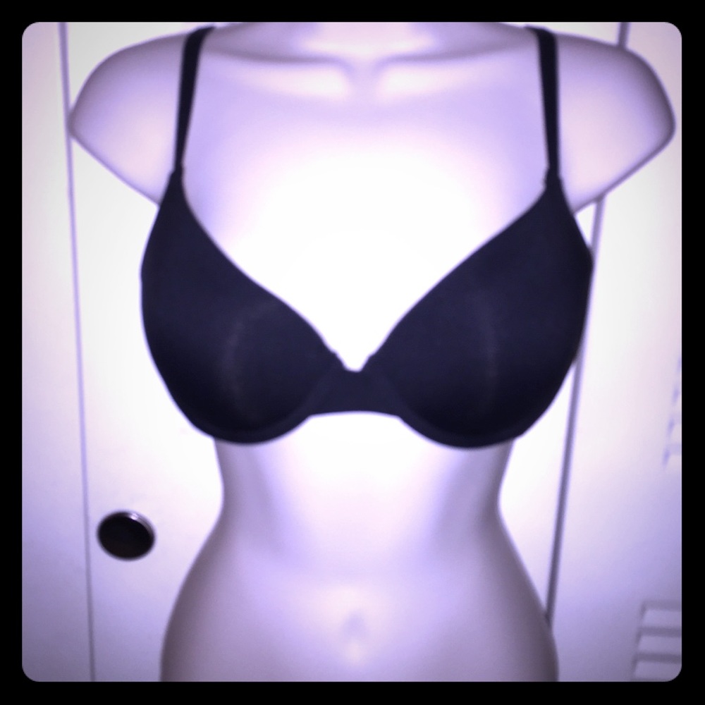🧡 5 for $25 🧡Victoria Secret bra